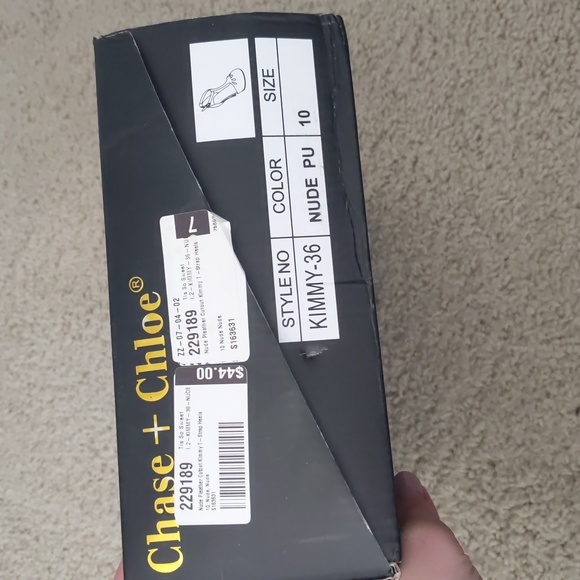 T-Strap nude shoes - Picture 6 of 6